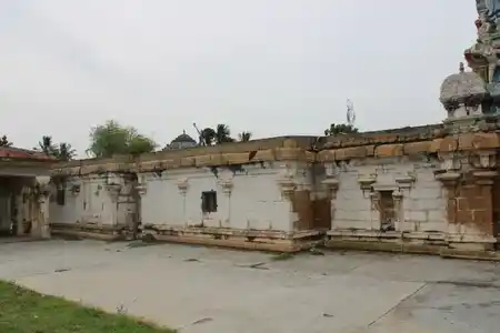 Arulmigu Agneeswarar Temple, Chinnakaruppur - 639101 அருள்மிகு அக்னீஸ்வரசுவாமி திருக்கோயில், சின்ன கருப்பூர் - 639101, Thiruchirappalli - Ancient Temple Architecture and History Image 6