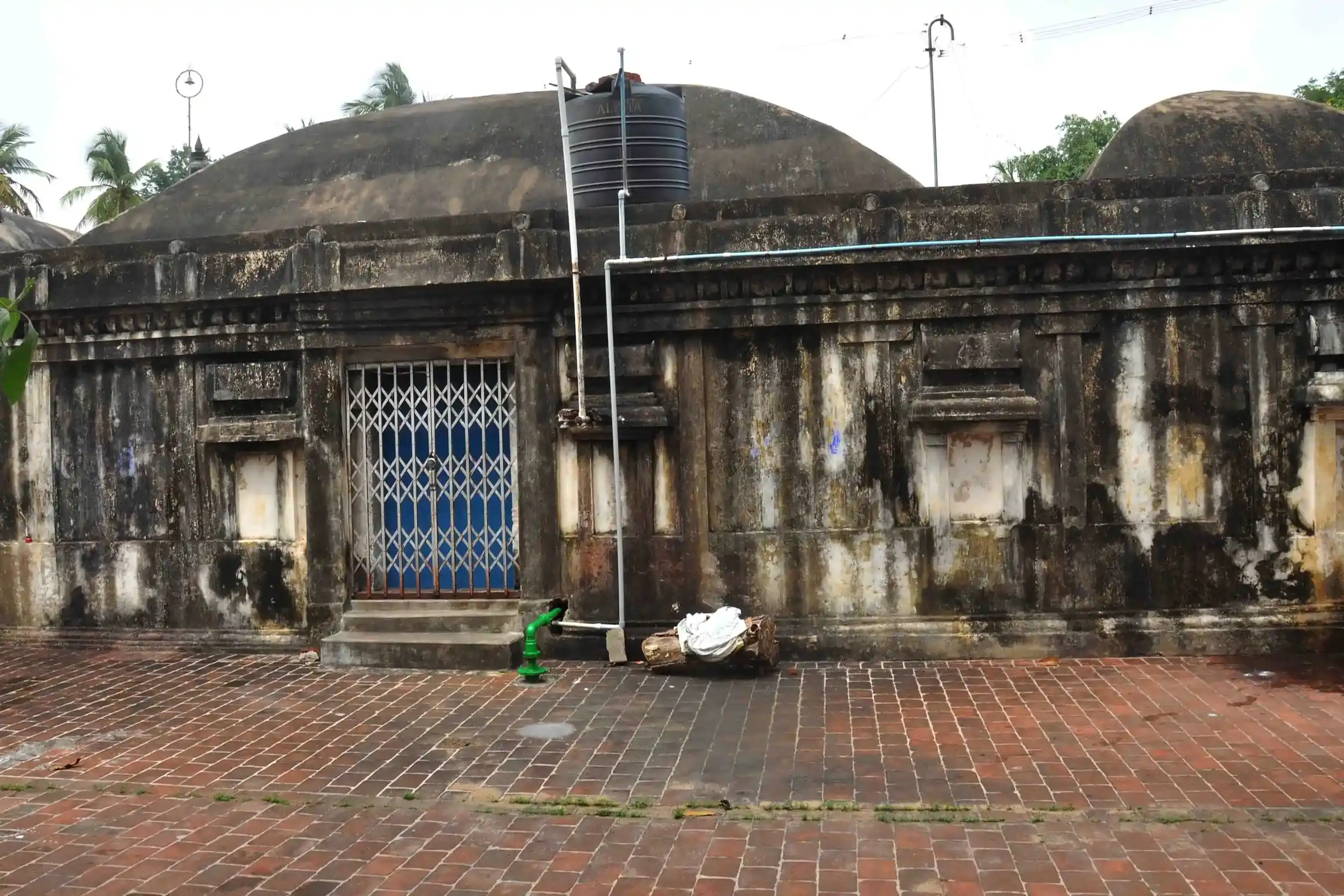 Arulmigu Agneeswarar Temple, Nalladai - 609306 அருள்மிகு அக்னீஸ்வரசுவாமி திருக்கோயில், Nalladai - 609306, Mayiladuthurai - Ancient Temple Architecture and History Image 9
