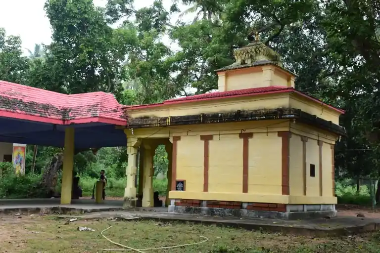 Arulmigu Agni Mahadevar Temple, Vempanoor, Aloor - 629801 Arulmigu Agni Mahadevar Temple, Vempanoor, Aloor - 629801, Kanyakumari - Ancient Temple Architecture and History Image 3