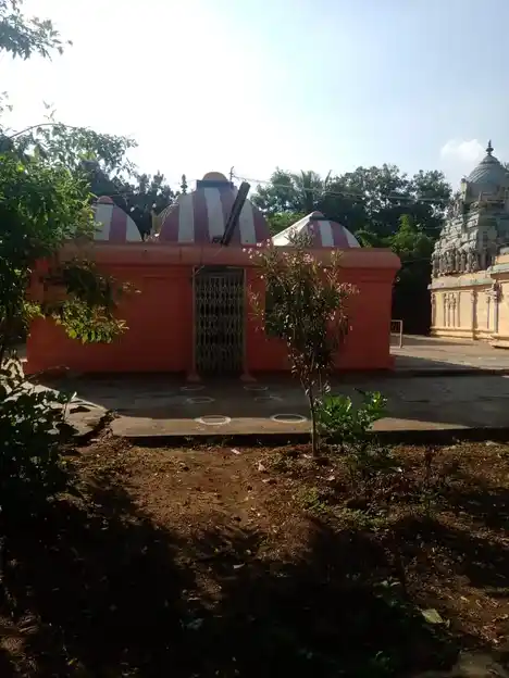 Arulmigu Agobhila Narasingaperumal Temple, Nilakottai - 624208 அருள்மிகு அகோபில நரசிங்கப்பெருமாள் திருக்கோயில், நிலக்கோட்டை - 624208, Dindigul - Ancient Temple Architecture and History Image 11