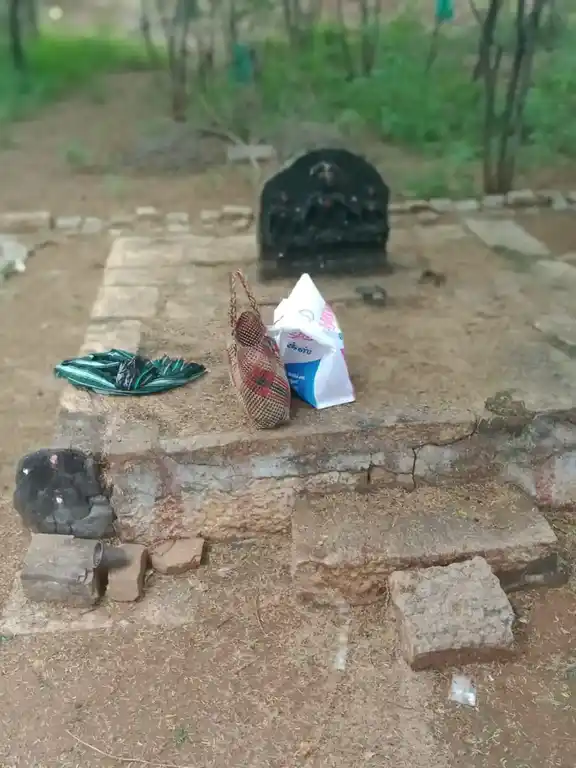 Arulmigu Ainthumudai Ayyanar Temple, Karungalakkudi - 625101