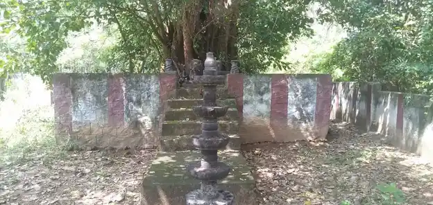 Arulmigu Aiyannar Temple, Near Pond, Karijancode - 629180 Arulmigu Aiyannar Temple, Near Pond, Karijancode - 629180, Kanyakumari - Ancient Temple Architecture and History Image 3