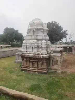 Arulmigu Akastheeswarar Temple, Oonaiyur, Thirumayam Taluk - 622102 அருள்மிகு அகஸ்தீஸ்வரர் திருக்கோயில், ஊனையூர், திருமயம் வட்டம் - 622102, Pudukkottai - Ancient Temple Architecture and History Image 2