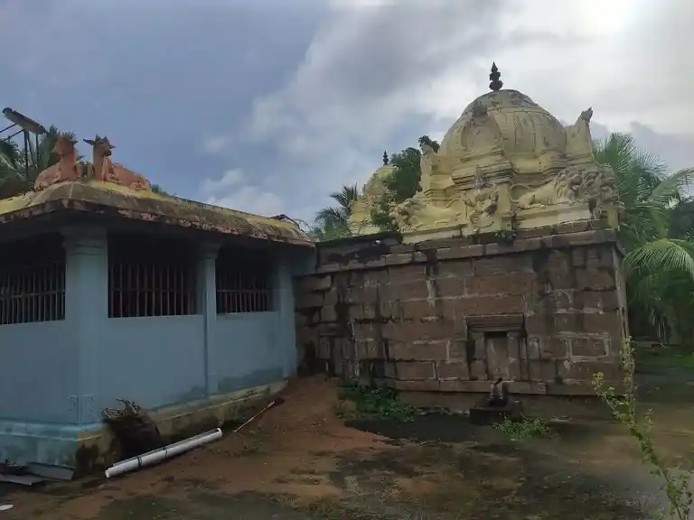 Arulmigu Akathiswarar Temple, Venpedu - 603110 அருள்மிகு அகத்தீஸ்வரர் திருக்கோயில், வெண்பேடு - 603110, Chengalpattu - Ancient Temple Architecture and History Image 5