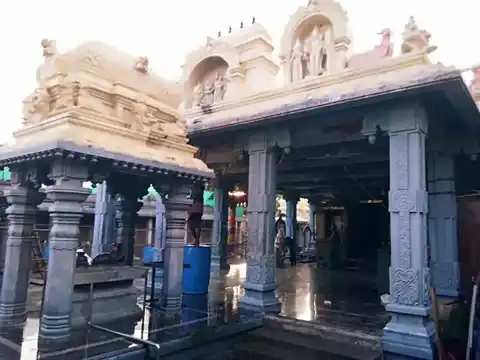 Arulmigu Akilaandeswari Udanurai Akathiswarar Temple, Pudupakkam - 603108 Arulmigu Akilaandeswari Udanurai Akathiswarar Temple, Pudupakkam - 603108, Chengalpattu - Ancient Temple Architecture and History Image 4