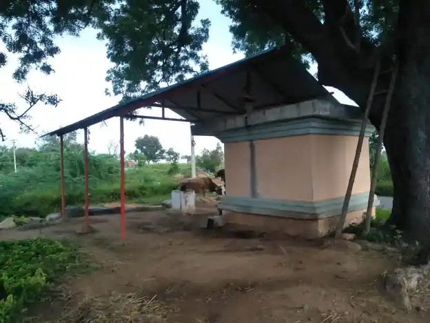 Arulmigu Akkarai Kavi Vinayagar Temple, Viraganur - 636116 அருள்மிகு அக்கரை கவி விநாயகர் திருக்கோயில், Viraganur - 636116, Salem - Ancient Temple Architecture and History Image 3