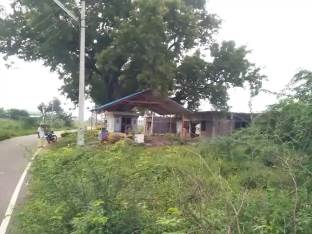 Arulmigu Akkarai Kavi Vinayagar Temple, Viraganur - 636116 அருள்மிகு அக்கரை கவி விநாயகர் திருக்கோயில், Viraganur - 636116, Salem - Ancient Temple Architecture and History Image 4