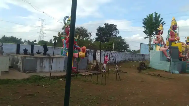 Arulmigu Akkarapatty Pachiamman Temple, B. Mettuppatti, Vellalapuram - 636306 அருள்மிகு அக்கரைப்பட்டி பச்சியம்மன் திருக்கோயில், B. Mettuppatti, Vellalapuram - 636306, Salem - Ancient Temple Architecture and History Image 3