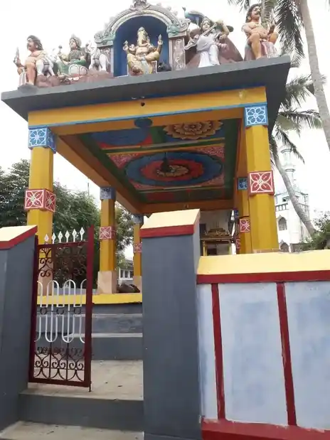 Arulmigu Akkasalai Karpaga Vinayagar Mutharamman @ Rajeswari Amman Temple, Veeravanallur - 627426 அருள்மிகு அக்கசாலை கற்பக விநாயகர் முத்தாரம்மன்என்ற ராஜேஸ்வரியம்மன் திருக்கோயில், வீரவநல்லூா் - 627426, Tirunelveli - Ancient Temple Architecture and History Image 2