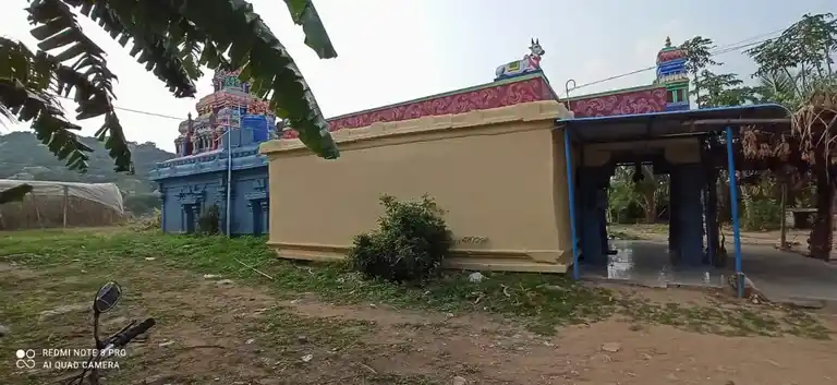 Arulmigu Akkumariamman Temple, Devarakundani - 635121 Arulmigu Akkumariamman Temple, Devarakundani - 635121, Krishnagiri - Ancient Temple Architecture and History Image 7