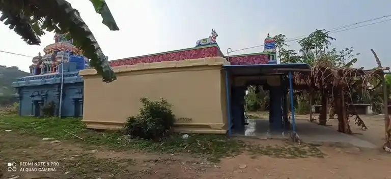 Arulmigu Akkumariamman Temple, Devarakundani - 635121 Arulmigu Akkumariamman Temple, Devarakundani - 635121, Krishnagiri - Ancient Temple Architecture and History Image 17
