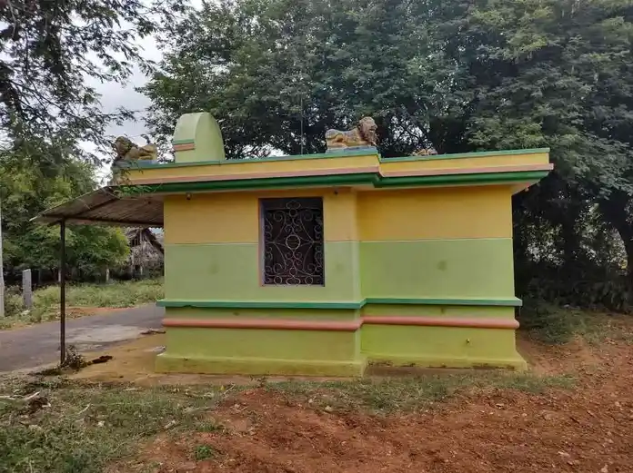 Arulmigu Akkumariamman Temple, Sulamalai - 635108 அருள்மிகு அக்குமாரியம்மன் திருக்கோயில், சூலாமலை - 635108, Krishnagiri - Ancient Temple Architecture and History Image 2