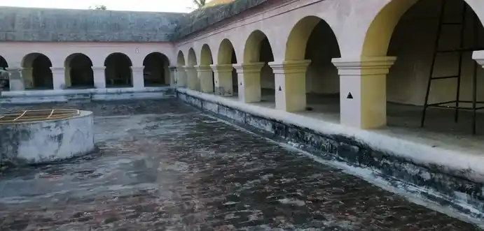 Arulmigu Akneeswarar Temple, Kuttalam - 609404 அருள்மிகு அக்னீஷ்வரர் திருக்கோயில், Kuttalam - 609404, Mayiladuthurai - Ancient Temple Architecture and History Image 4