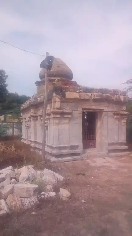 Arulmigu Aladi Pasupatheeswarar Temple, Kathankudikadu - 621704