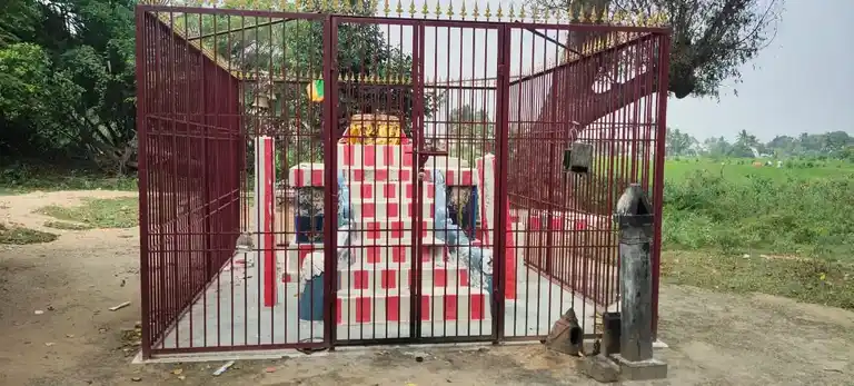 Arulmigu Aladiyamman Temple, Annavasal, Iluppur Taluk - 622101 அருள்மிகு ஆலடியம்மன் திருக்கோயில், அன்னவாசல், இலுப்பூர் வட்டம் - 622101, Pudukkottai - Ancient Temple Architecture and History Image 11