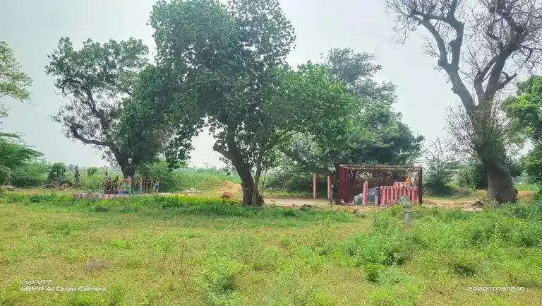 Arulmigu Aladiyamman Temple, Annavasal, Iluppur Taluk - 622101 அருள்மிகு ஆலடியம்மன் திருக்கோயில், அன்னவாசல், இலுப்பூர் வட்டம் - 622101, Pudukkottai - Ancient Temple Architecture and History Image 13