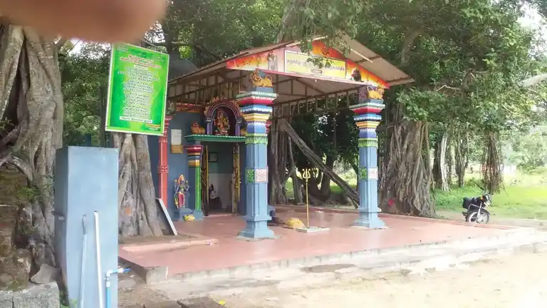 Arulmigu Aladiyamman Temple, Pattipulam - 603104 அருள்மிகு ஆலடியம்மன் திருக்கோயில், பட்டிபுலம் கிராமம் - 603104, Chengalpattu - Ancient Temple Architecture and History Image 3