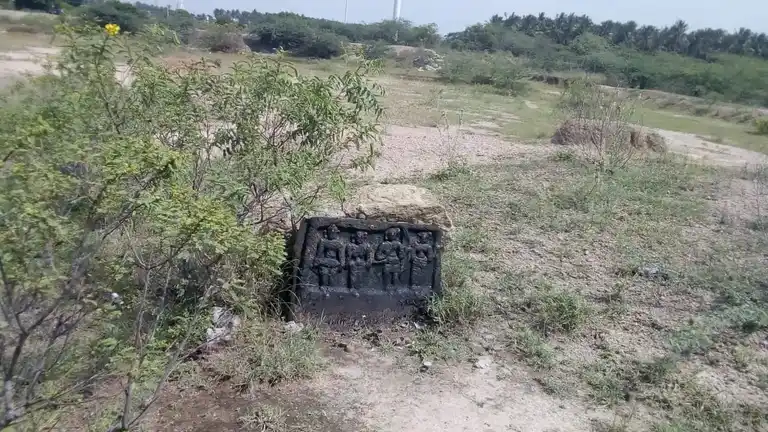 Arulmigu Aladiyamman Temple, Vanjipuram - 641402 அருள்மிகு ஆலடியம்மன் திருக்கோயில், Vanjipuram - 641402, Coimbatore - Ancient Temple Architecture and History Image 3