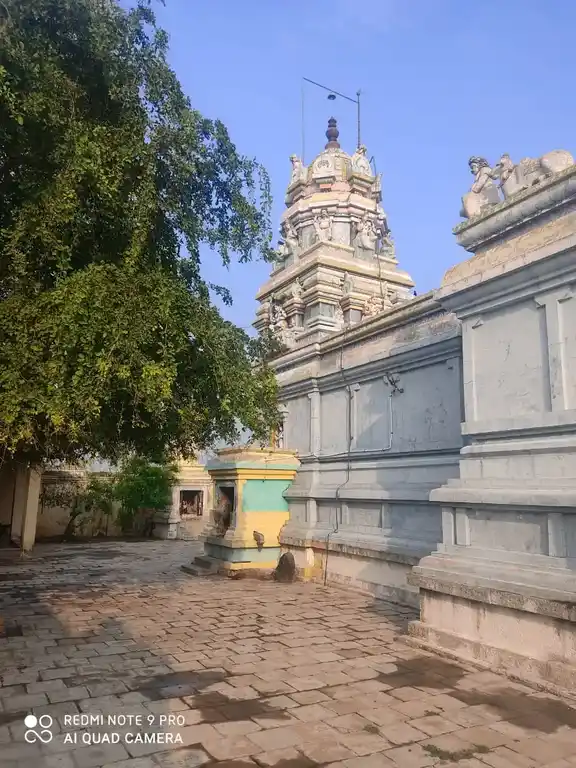 Arulmigu Alagaleswarar Temple, Aalampoondi - 604151 அருள்மிகு ஆலகாலேஸ்வரர் திருக்கோயில், Aalampoondi - 604151, Viluppuram - Ancient Temple Architecture and History Image 2