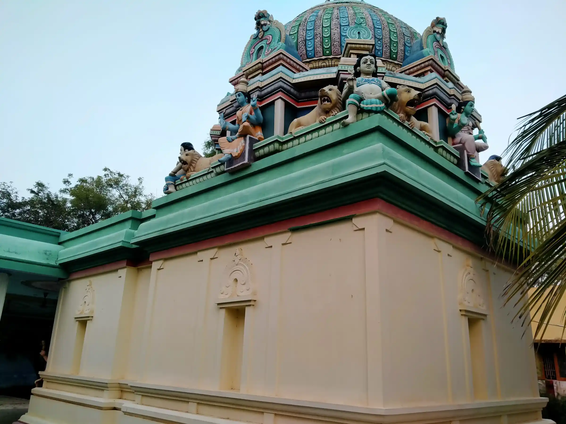Arulmigu Alaghu Naachiamman Temple, Ayakudi - 624613 Arulmigu Alaghu Naachiamman Temple, Ayakudi - 624613, Dindigul - Ancient Temple Architecture and History Image 3