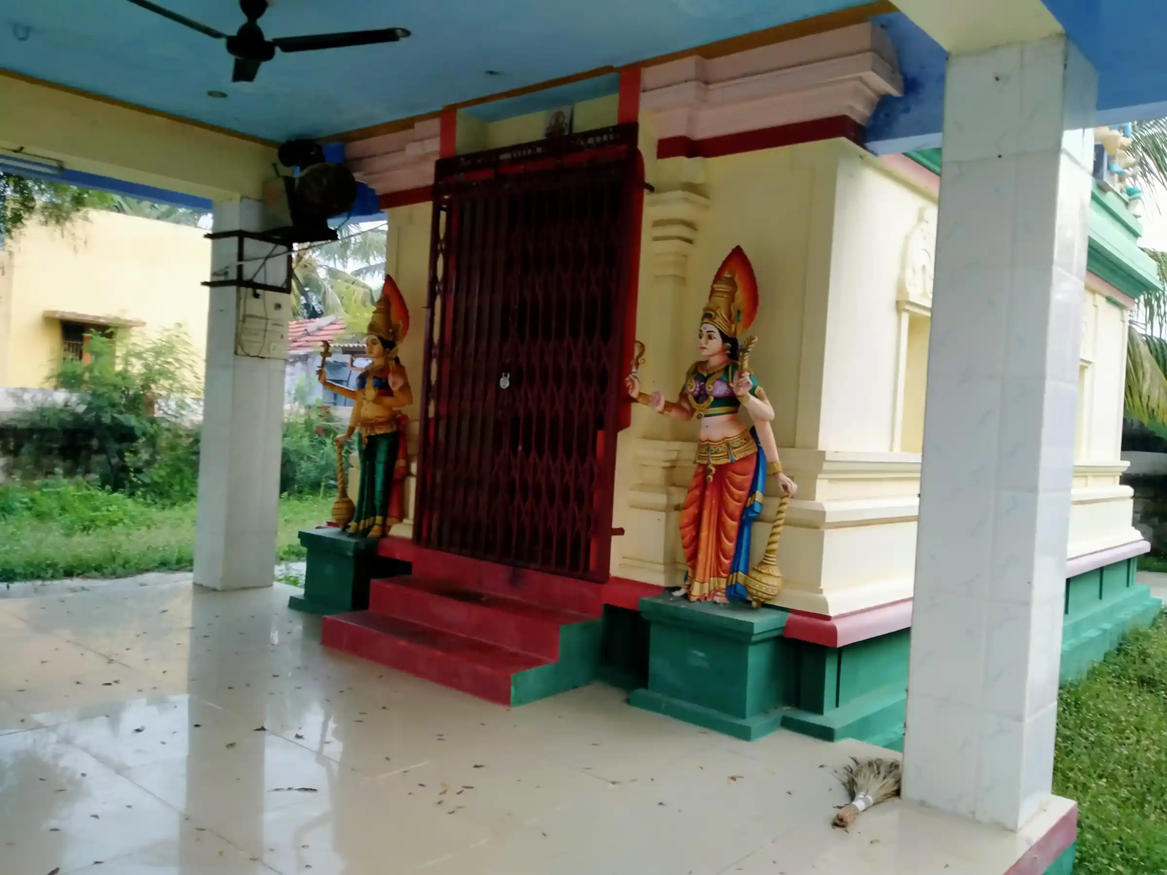 Arulmigu Alaghu Naachiamman Temple, Ayakudi - 624613 Arulmigu Alaghu Naachiamman Temple, Ayakudi - 624613, Dindigul - Ancient Temple Architecture and History Image 4