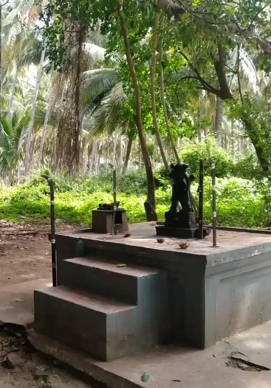 Arulmigu Alaghu Naachiamman Temple, Balasamudaram - 624610 அருள்மிகு அழகு நாச்சியம்மன் திருக்கோயில், Balasamudaram - 624610, Dindigul - Ancient Temple Architecture and History Image 7