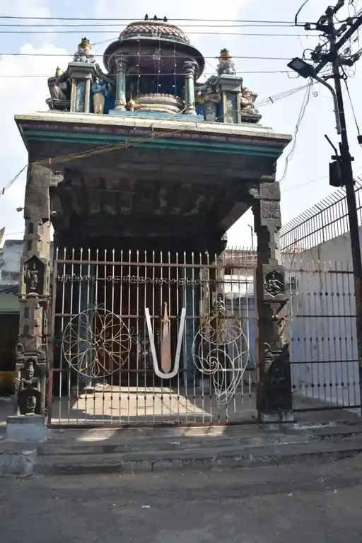 Arulmigu Alagirinathaswamy Temple, Fort, Salem - 636001 அருள்மிகு அழகிரிநாதசுவாமி திருக்கோயில், கோட்டை, சேலம் - 636001, Salem - Ancient Temple Architecture and History Image 3