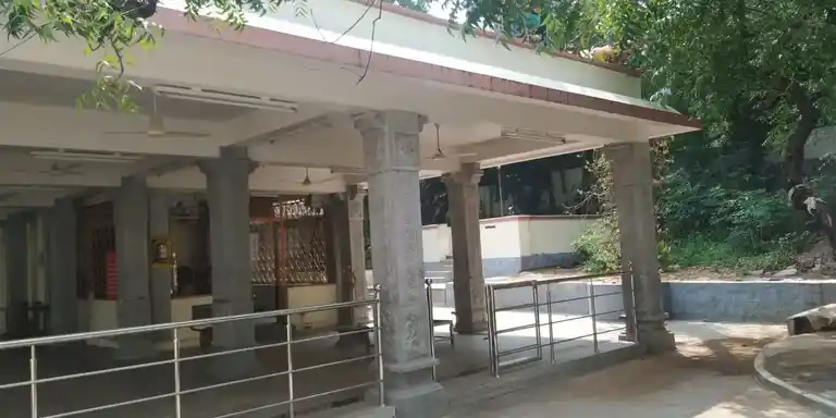 Arulmigu Alagu Natchi Amman Temple, Karamadai, Palani - 624601 அருள்மிகு அழகுநாட்சி அம்மன் திருக்கோயில், காரமடை, பழனி - 624601, Dindigul - Ancient Temple Architecture and History Image 4