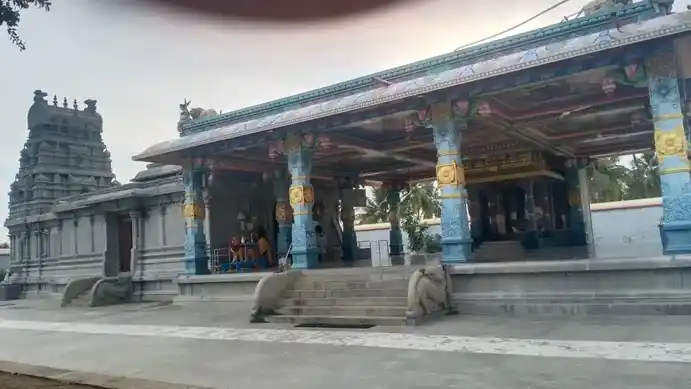 Arulmigu Alagunachiamman Temple, Valliarachal, Kankeyam - 638105 அருள்மிகு பொன் அழகுநாச்சியம்மன் திருக்கோயில், வள்ளியறச்சல், Kankeyam - 638105, Tiruppur - Ancient Temple Architecture and History Image 3
