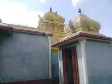 Arulmigu Alaguraya Perumal Temple, Irugaloor - 634944 அருள்மிகு அழகுராயப்பெருமாள் திருக்கோயில், Irugaloor - 634944, Erode - Ancient Temple Architecture and History Image 3