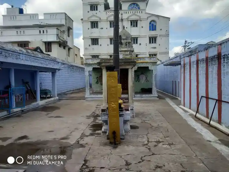Arulmigu Alagurayapermal Temple, Mallasamudram East - 637503 அருள்மிகு அழகுராய பெருமாள் திருக்கோயில்,  - 637503, Namakkal - Ancient Temple Architecture and History Image 2