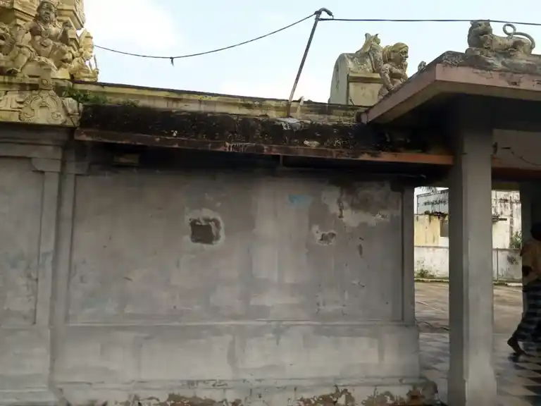 Arulmigu Alaiamman Temple, Near Main Road, Thirupalaivanam - 601204 அருள்மிகு ஆலையம்மன் திருக்கோயில், மெயின்ரோடு அருகில், திருப்பாளைவனம் - 601204, Tiruvallur - Ancient Temple Architecture and History Image 2