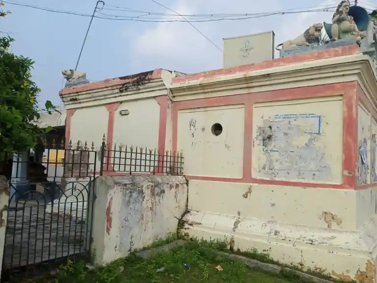 Arulmigu Alaiamman Temple, Near Main Road, Thirupalaivanam - 601204 அருள்மிகு ஆலையம்மன் திருக்கோயில், மெயின்ரோடு அருகில், திருப்பாளைவனம் - 601204, Tiruvallur - Ancient Temple Architecture and History Image 3