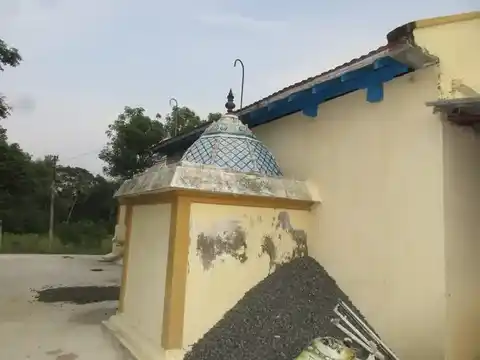 Arulmigu Alamuththu Ayyanar Temple, Valayamapuram - 612804 அருள்மிகு ஆலமுத்து அய்யனார் திருக்கோயில், Valayamapuram - 612804, Thiruvarur - Ancient Temple Architecture and History Image 6