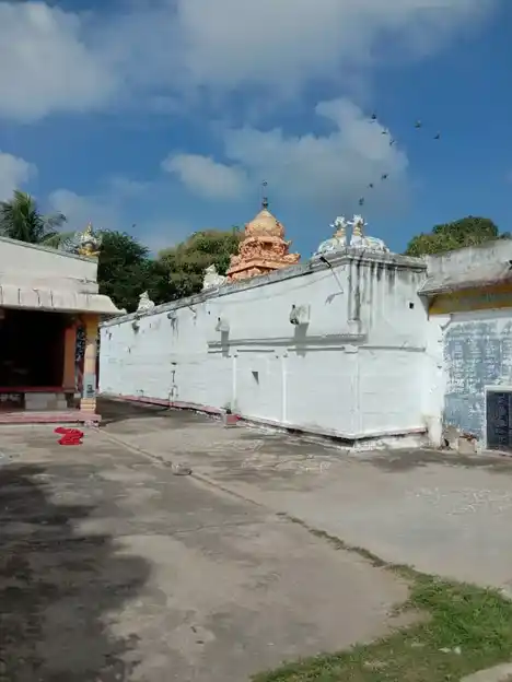 Arulmigu Alangaravalli Sametha and Muktheeswarar Temple, Kaveripakkam - 631001 அருள்மிகு அலங்காரவல்லி சமேத மற்றும் முக்தீஸ்வரர் திருக்கோயில், காவேரிபாக்கம் - 631001, Ranipet - Ancient Temple Architecture and History Image 3