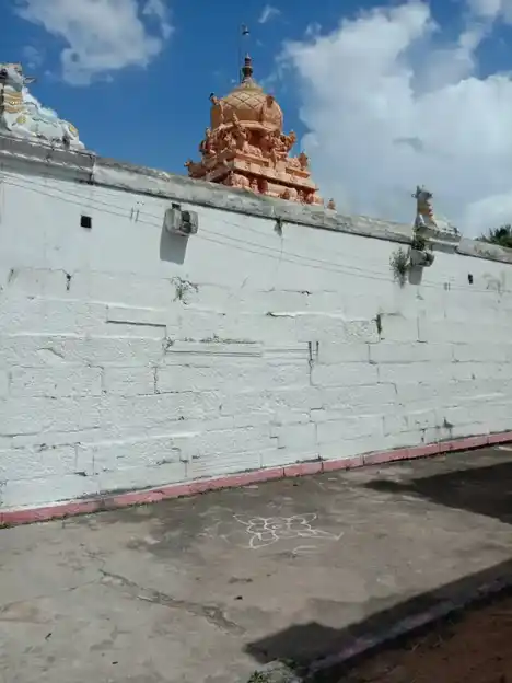 Arulmigu Alangaravalli Sametha and Muktheeswarar Temple, Kaveripakkam - 631001 அருள்மிகு அலங்காரவல்லி சமேத மற்றும் முக்தீஸ்வரர் திருக்கோயில், காவேரிபாக்கம் - 631001, Ranipet - Ancient Temple Architecture and History Image 4