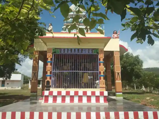 Arulmigu Alangariamman Temple, Kurumalai - 628952 அருள்மிகு அலங்காரியம்மன் திருக்கோயில், Kurumalai - 628952, Thoothukudi - Ancient Temple Architecture and History Image 8