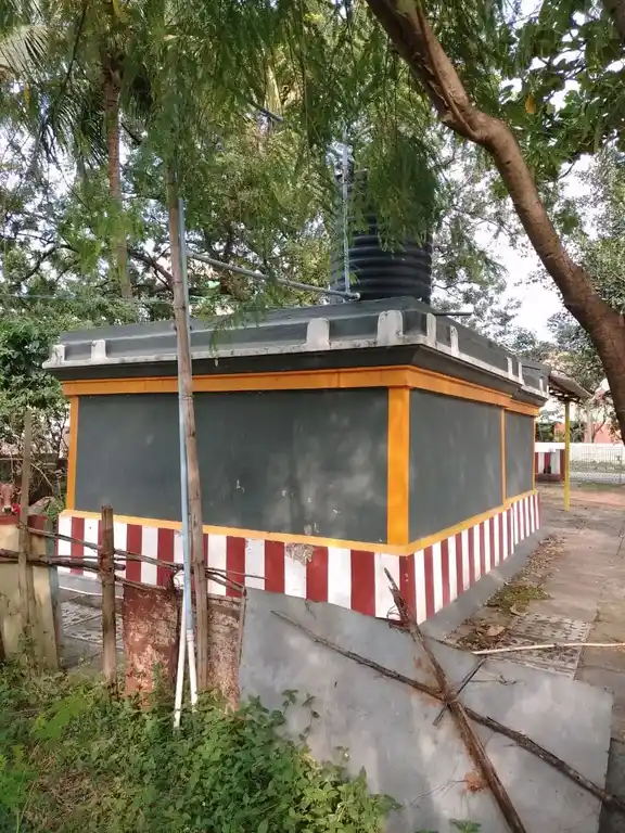 Arulmigu Alavattamman Sombiyamman Temple, Mudishoor, Chennai - 600048 அருள்மிகு ஆலவட்டம்மன் கொம்மியம்மன் திருக்கோயில், முடிச்சூர், சென்னை - 600048, Chengalpattu - Ancient Temple Architecture and History Image 3