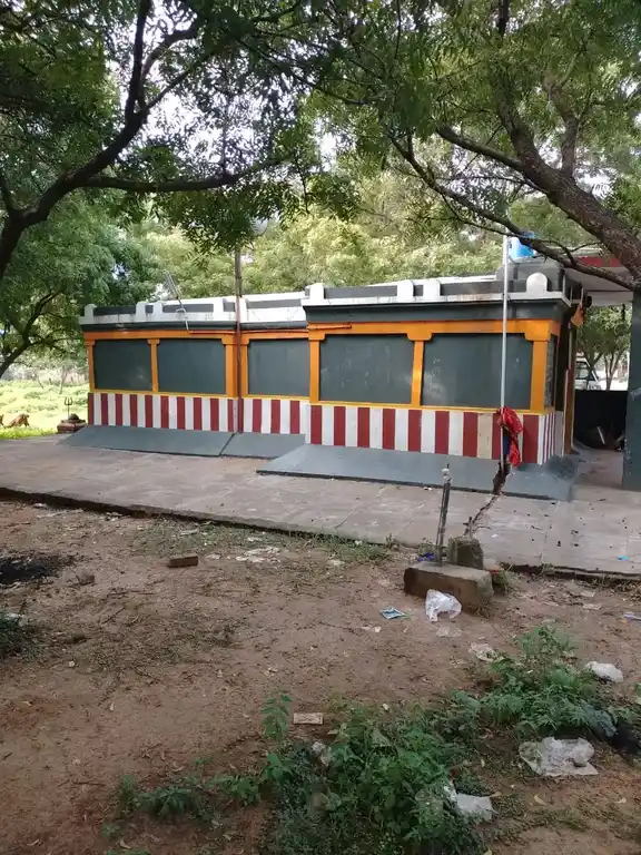 Arulmigu Alavattamman Sombiyamman Temple, Mudishoor, Chennai - 600048 அருள்மிகு ஆலவட்டம்மன் கொம்மியம்மன் திருக்கோயில், முடிச்சூர், சென்னை - 600048, Chengalpattu - Ancient Temple Architecture and History Image 8