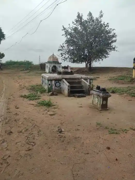 Arulmigu Alinchi Vinayagar Temple, Minnamalaipatti - 630211 Arulmigu Alinchi Vinayagar Temple, Minnamalaipatti - 630211, Sivagangai - Ancient Temple Architecture and History Image 2