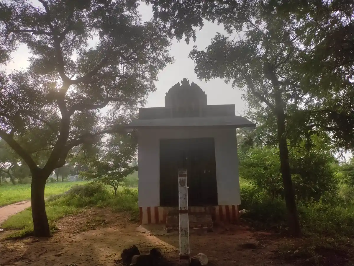 Arulmigu Alingiperumal Temple, Ethilodu - 624219 அருள்மிகு அழிஞ்சிப்பெருமாள் திருக்கோயில், Ethilodu - 624219, Dindigul - Ancient Temple Architecture and History Image 2