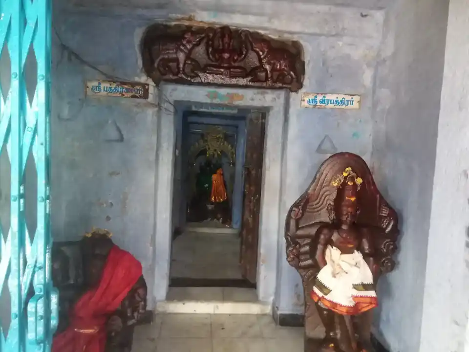 Arulmigu Aluthakannirradia Eswar Temple, Virathanur - 625009 அருள்மிகு அழுத கண்ணீர் ஆற்றிய ஈஸ்வரன் திருக்கோயில், Virathanur - 625009, Madurai - Ancient Temple Architecture and History Image 3