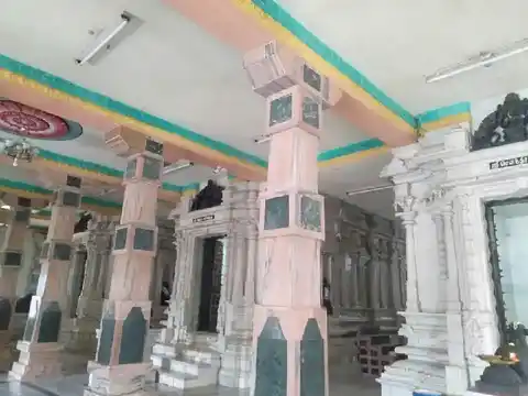 Arulmigu Amarapanneswarar Temple, Pariyur, Gobichettipalayam - 638476 அருள்மிகு அமரபணீஸ்வரர் திருக்கோயில், பாரியூர் பேருந்து நிறுத்தும் அருகில், Gobichettipalayam - 638476, Erode - Ancient Temple Architecture and History Image 4