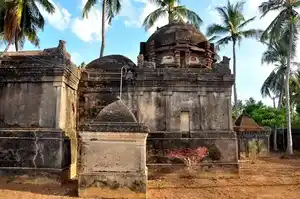 Arulmigu Ambalavana Swamy Temple, Kilavannipattu - 614625 அருள்மிகு அம்பலவானசுவாமிம திருக்கோயில், Kilavannipattu - 614625, Thanjavur - Ancient Temple Architecture and History Image 4