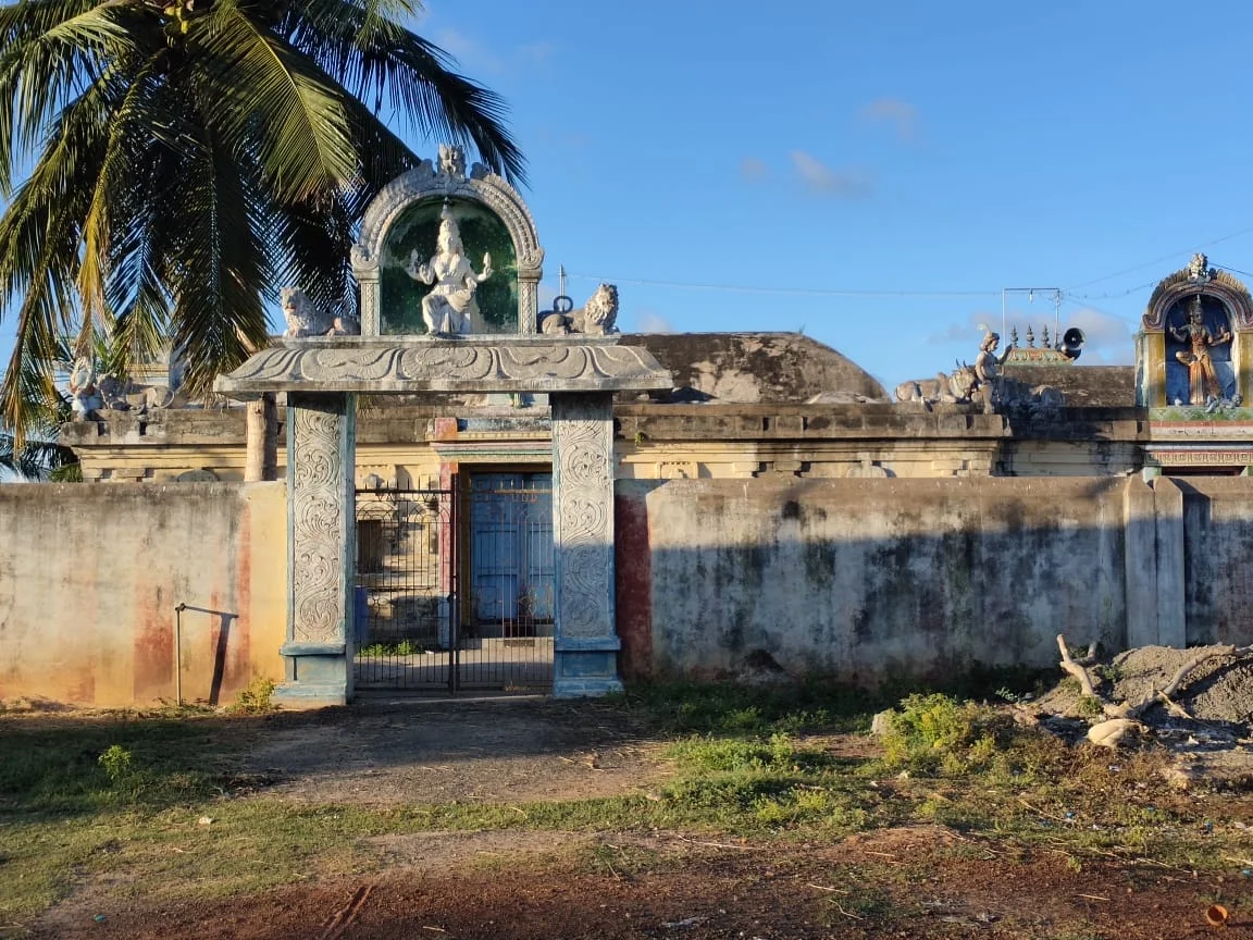 Arulmigu Ambalavaneshwara Swamy Temple, Oradiyambulam - 614712 அருள்மிகு அம்பலவானேஸ்வர சுவாமி திருக்கோயில், ஓரடியாம்புலம் - 614712, Nagapattinam - Ancient Temple Architecture and History Image 7
