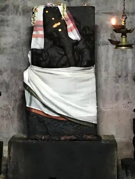 Arulmigu Amirthakadeswarar Temple, Melakadambur - 608304 அருள்மிகு அமிர்தகடேஸ்வரர் திருக்கோயில், Melakadambur - 608304, Cuddalore - Ancient Temple Architecture and History Image 4