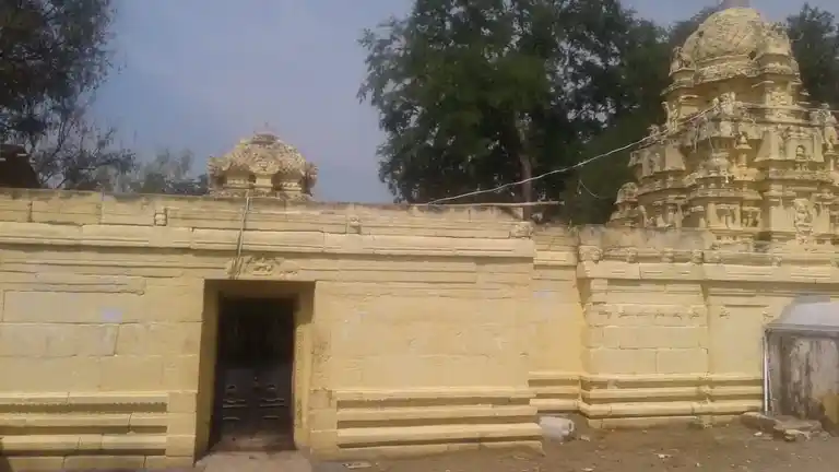Arulmigu Amirthalingeswarar Temple, Irupali - 637102 அருள்மிகு அமிர்தலிங்கேஸ்வரர் திருக்கோயில், Irupali - 637102, Salem - Ancient Temple Architecture and History Image 4