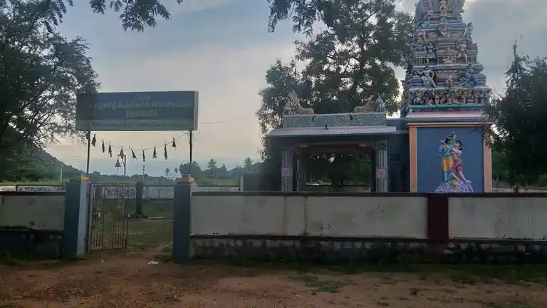 Arulmigu Ammacciyaramman Pattatharasai Amman, Sellandiamman Temple, Vilampatti - 625532 அருள்மிகு அம்மச்சியாரம்மன், பட்டத்தரசியம்மன் bல்லாண்டியம்மன் திருக்கோயில், Vilampatti - 625532, Madurai - Ancient Temple Architecture and History Image 3