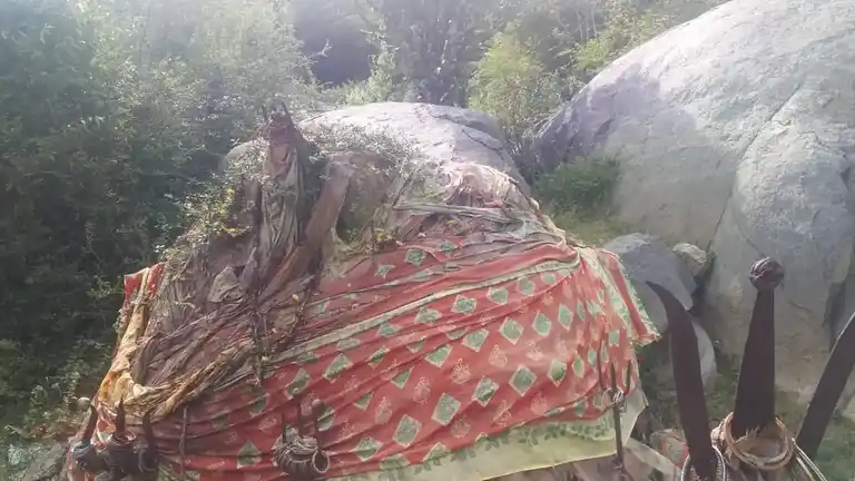 Arulmigu Ammachaar Temple, Udaiyanatham - 605701 Arulmigu Ammachaar Temple, Udaiyanatham - 605701, Viluppuram - Ancient Temple Architecture and History Image 4