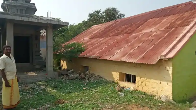 Arulmigu Ammachar Koothandavar Temple, Serpa Pattu - 606753 அருள்மிகு அம்மச்சார் , கூத்தாண்டவர் திருக்கோயில், Serpa Pattu - 606753, Tiruvannamalai - Ancient Temple Architecture and History Image 4